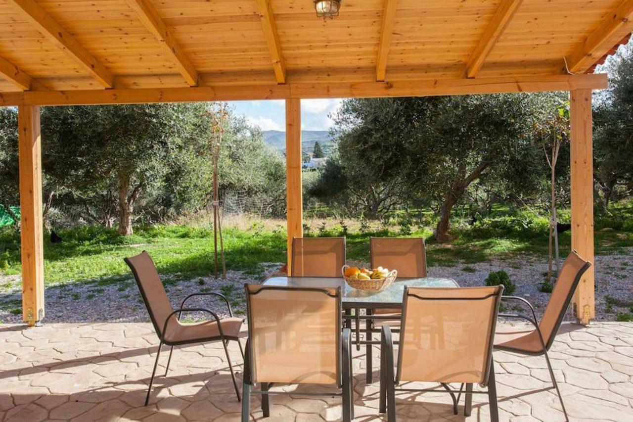 Olive Tree Farm 200M From The Beach Episkopi  Exterior photo
